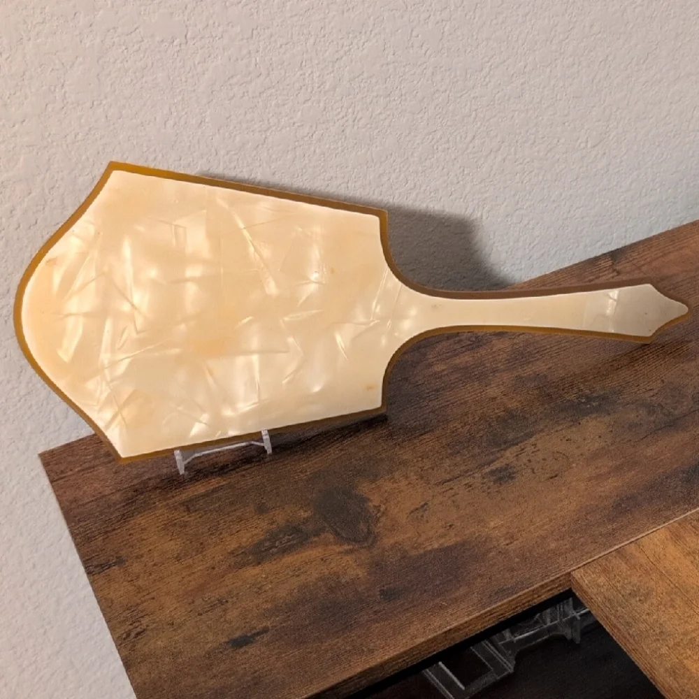 Elegant Cream Wall Mirror